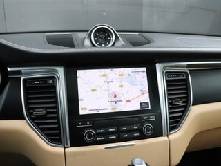 Thumbnail Mobil 8