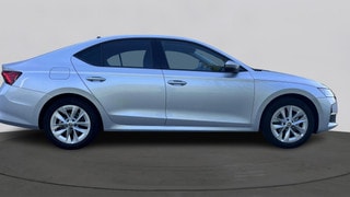 Thumbnail Mobil 4
