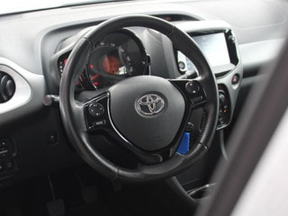 Thumbnail Mobil 4