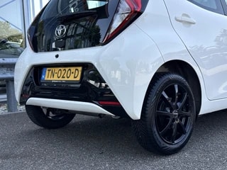 Thumbnail Mobil 9