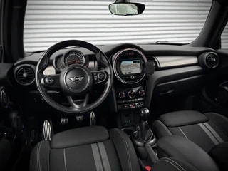 Thumbnail Mobil 4