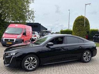 Thumbnail Mobil 8