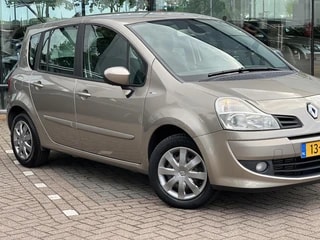 Thumbnail Mobil 7
