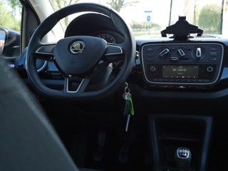 Thumbnail Mobil 8