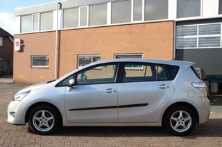Thumbnail Mobil 4