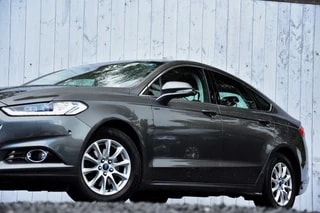 Thumbnail Mobil 10