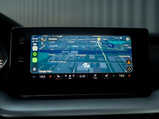 Thumbnail Mobil 8