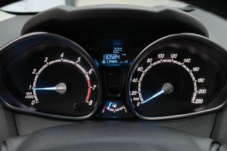 Thumbnail Mobil 4