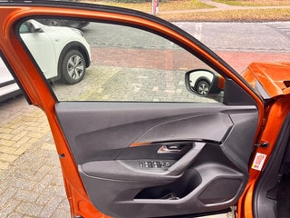 Thumbnail Mobil 8