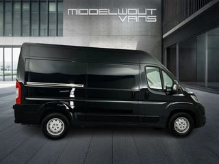 Thumbnail Mobil 9