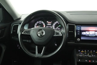 Thumbnail Mobil 4