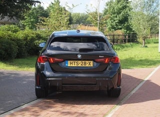 Thumbnail Mobil 9