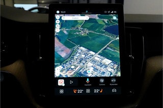 Thumbnail Mobil 6