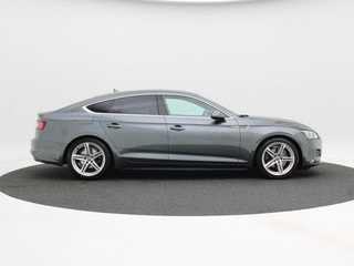 Thumbnail Mobil 8