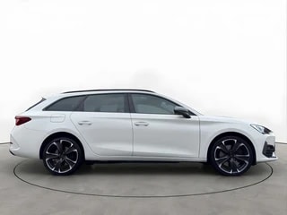 Thumbnail Mobil 6