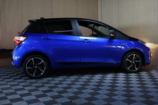Thumbnail Mobil 6