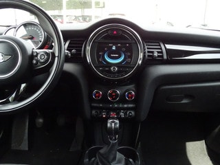 Thumbnail Mobil 9