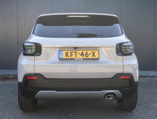 Thumbnail Mobil 6
