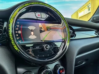 Thumbnail Mobil 6