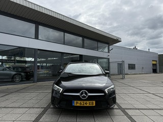 Thumbnail Mobil 8