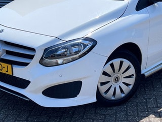 Thumbnail Mobil 8