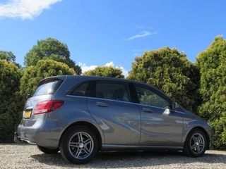 Thumbnail Mobil 6