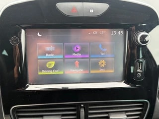 Thumbnail Mobil 8