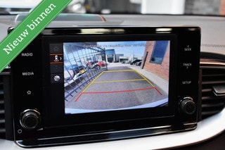 Thumbnail Mobil 10