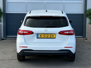 Thumbnail Mobil 8