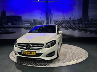 Thumbnail Mobil 6