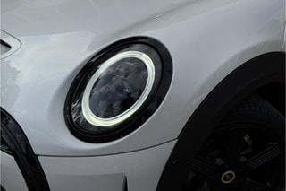 Thumbnail Mobil 2