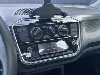 Thumbnail Mobil 6