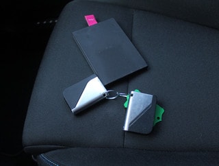 Thumbnail Mobil 10