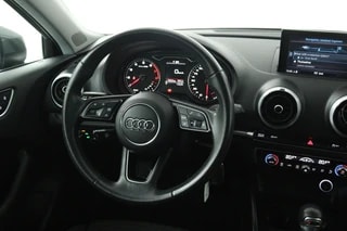 Thumbnail Mobil 3