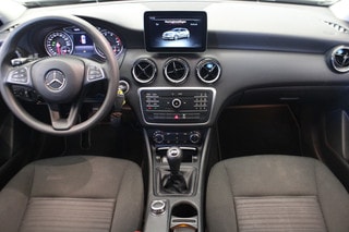 Thumbnail Mobil 10