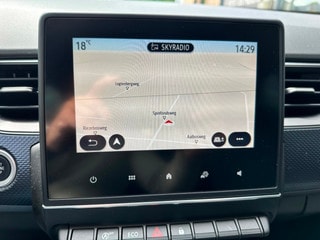Thumbnail Mobil 8