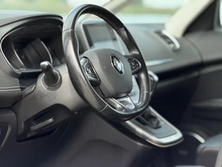 Thumbnail Mobil 10