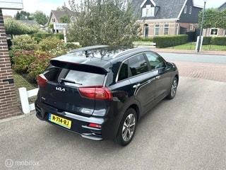 Thumbnail Mobil 4