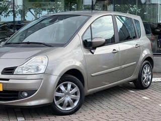 Thumbnail Mobil 4