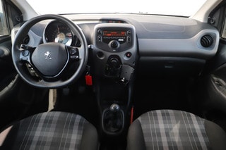 Thumbnail Mobil 9