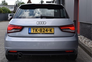 Thumbnail Mobil 8