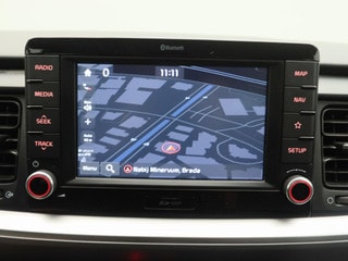 Thumbnail Mobil 9