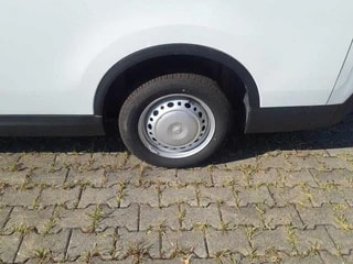 Thumbnail Mobil 9
