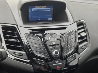 Thumbnail Mobil 4