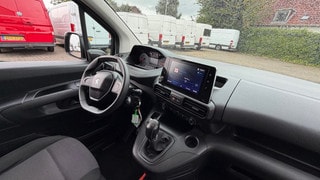 Thumbnail Mobil 8