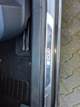 Thumbnail Mobil 7