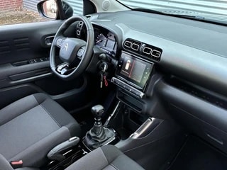 Thumbnail Mobil 4