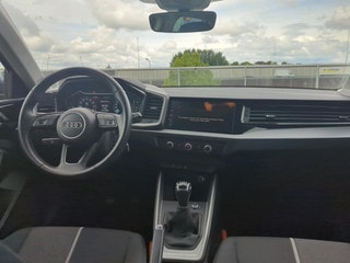 Thumbnail Mobil 6