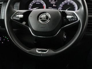 Thumbnail Mobil 8