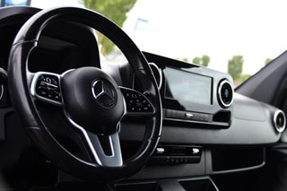 Thumbnail Mobil 2